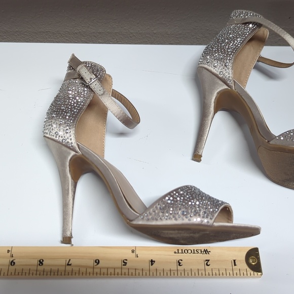 Sparkly crystal event shoes from Zigisoho - Picture 11 of 11